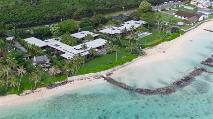 Bill Gates’ Luxe Hideout Discovered After His $150 Billion Divorce Announced – Pics