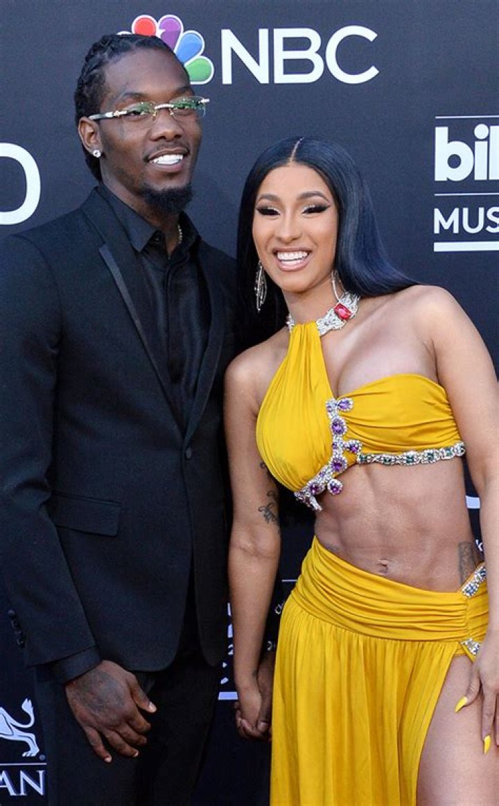 Cardi B & Kulture Are Twins In Black On Christmas: Pics – Hollywood Life