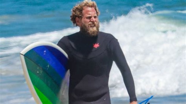 Jonah Hill Goes Surfing In Malibu After Sarah Brady Allegations: Photo – Hollywood Life