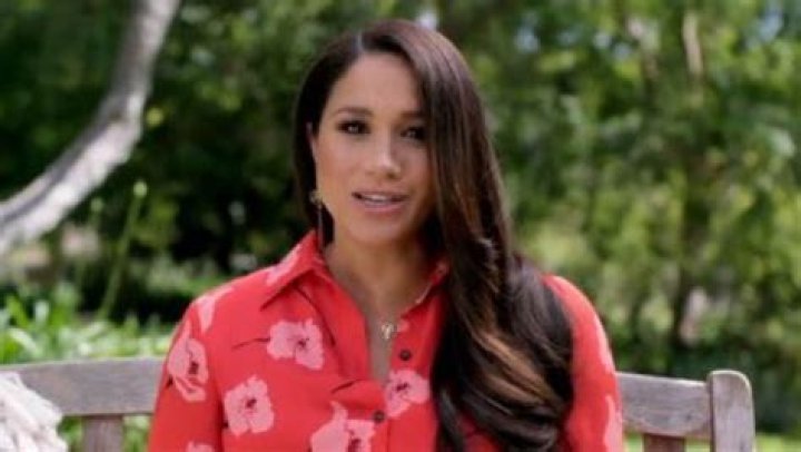 Wears Princess Diana’s Jewelry — Pics – Hollywood Life