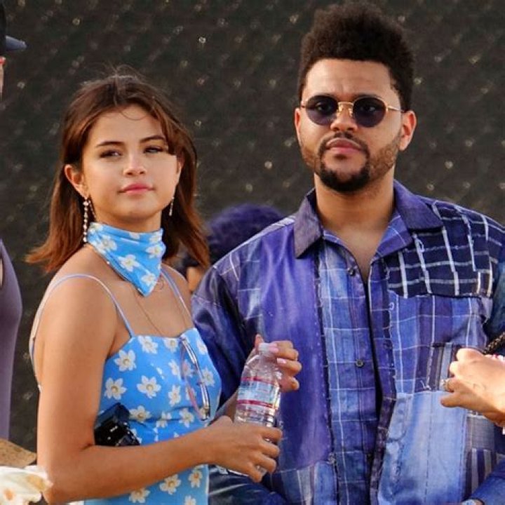 The Weeknd’s ‘Save Your Tears’ Features Selena Gomez Look-Alike – Hollywood Life